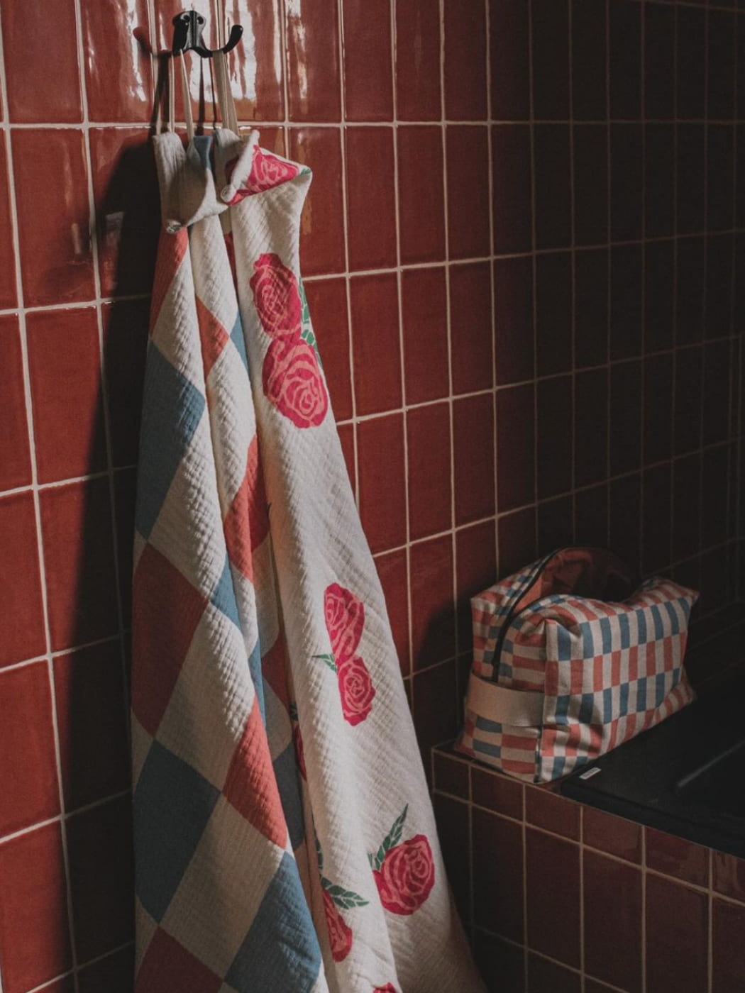 Organic Muslin Swaddle - Vintage Roses