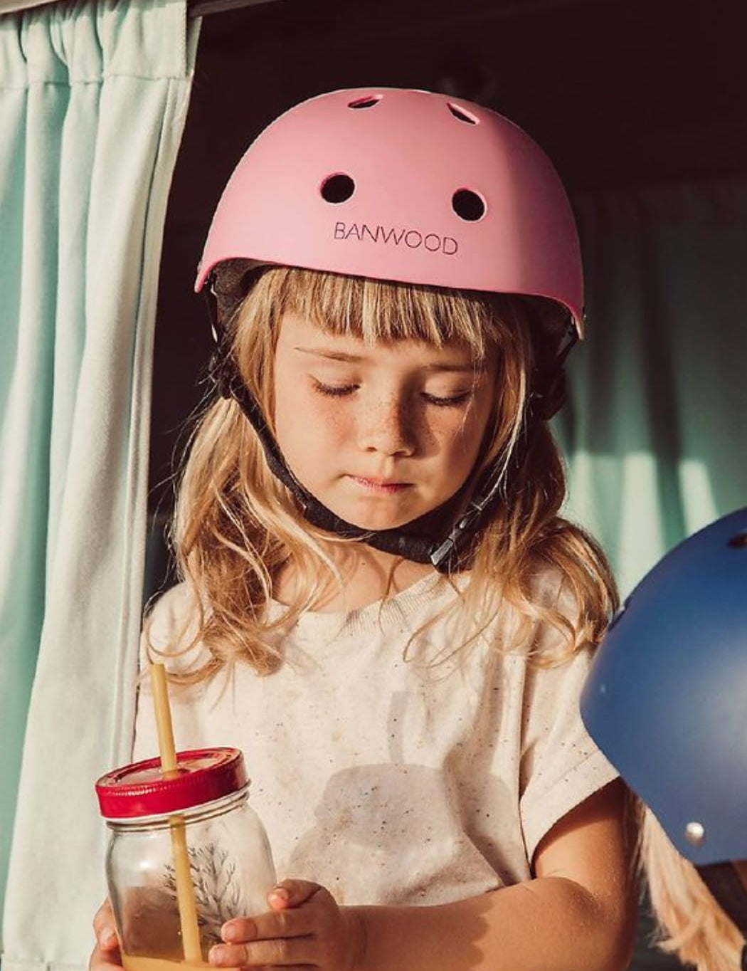 CoralHelmetbybanwood_0aa71ce2-c0c8-46d2-96c8-86a8910a4c32.jpg