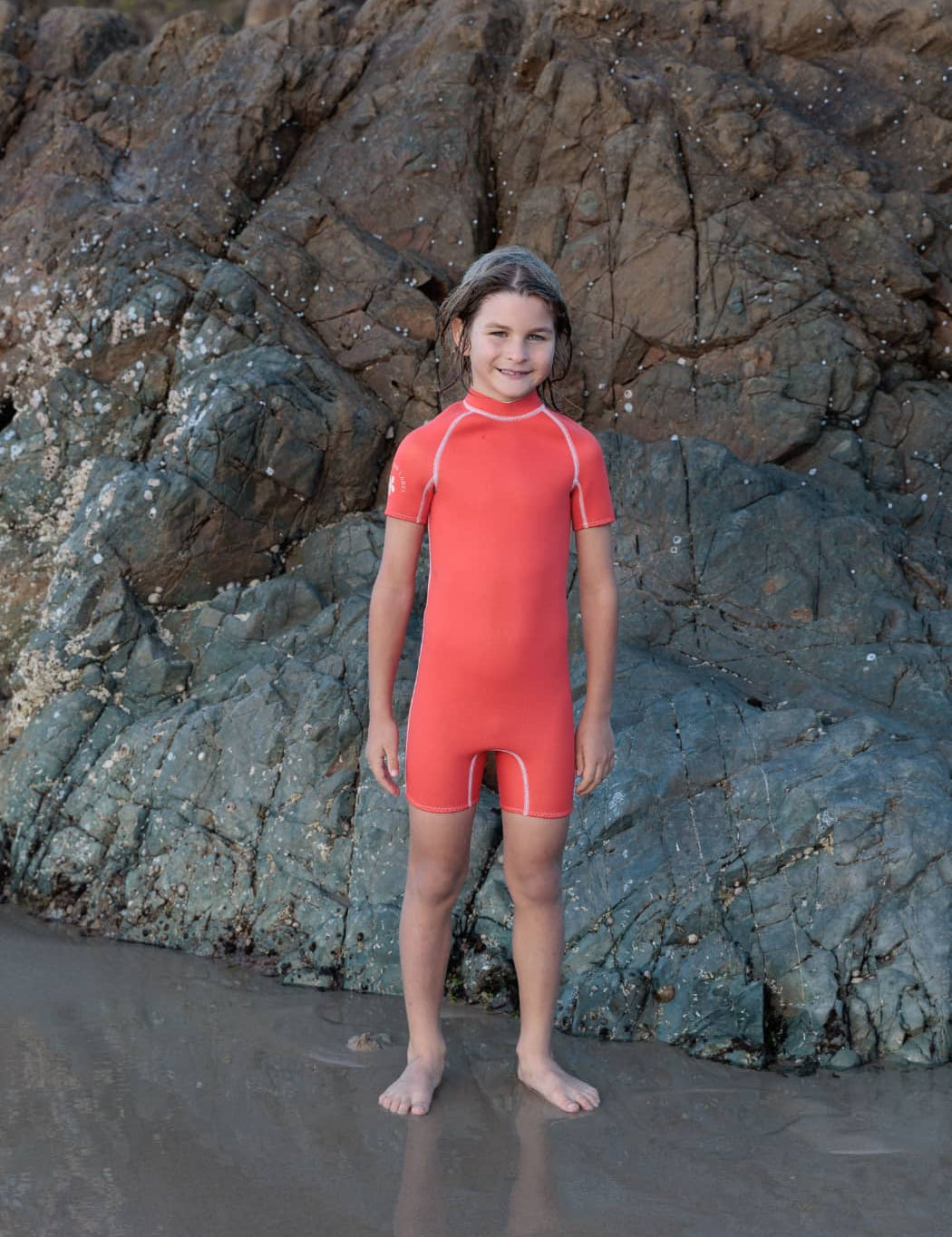 Kids_Wetuits_in_fun_colours_11.jpg