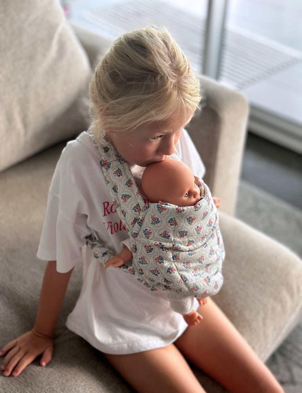 Konges_Slojd_Baby_Doll_Carrier_Australia.jpg