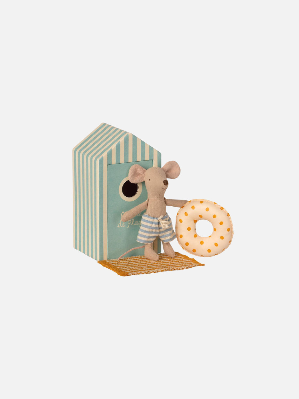 Beach Mouse - Little Brother in Cabin