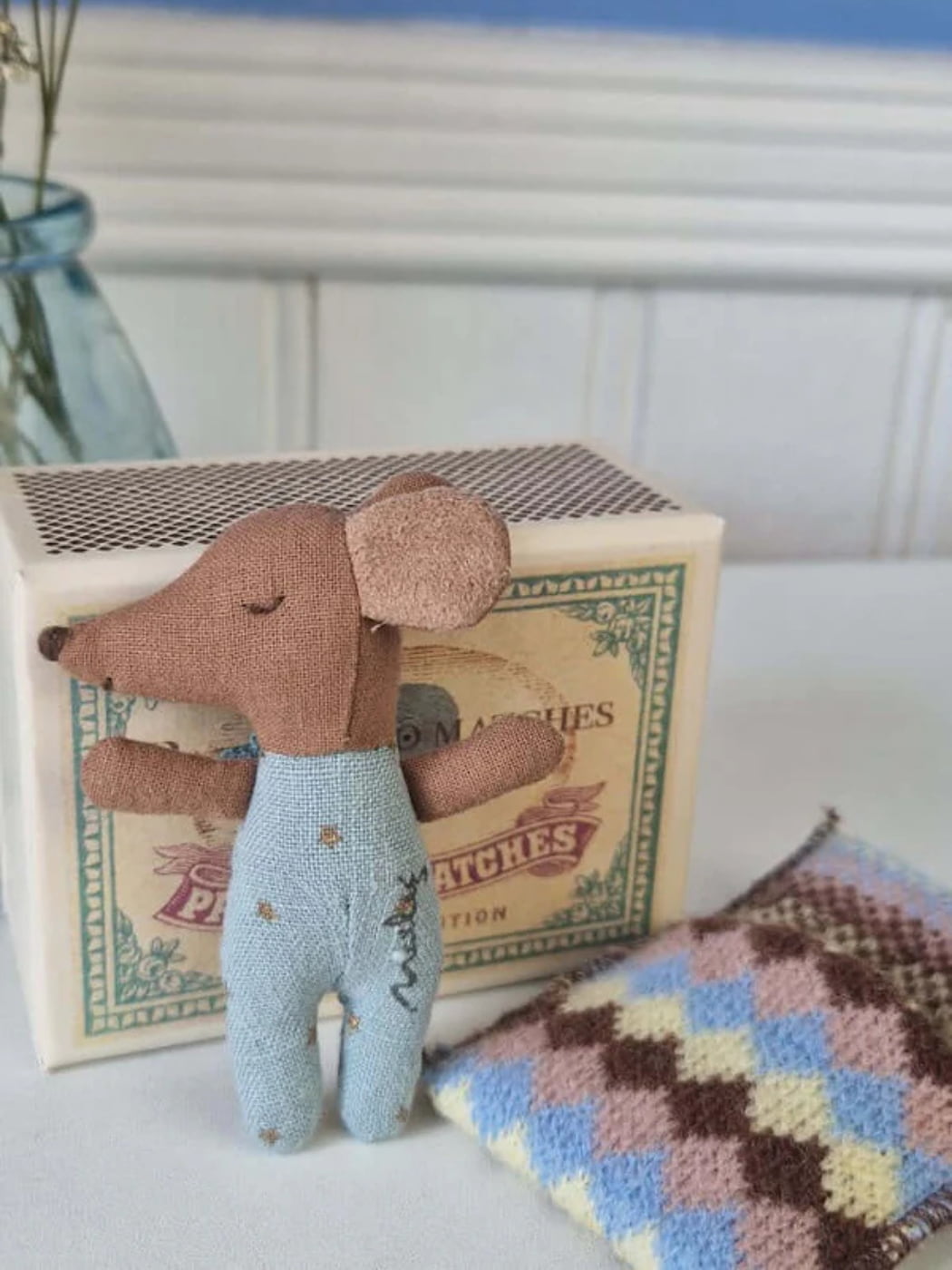 Sleepy Wakey Baby Mouse in a Matchbox - Blue