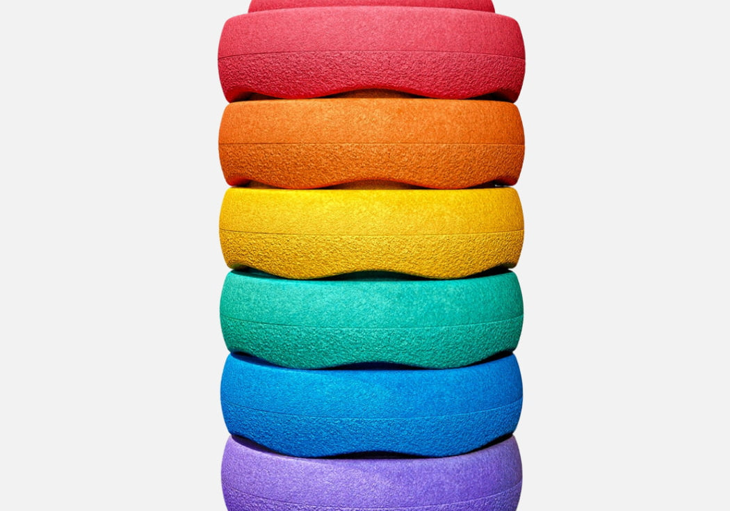 Stapelstein_Balance_Stepping_Stones_Rainbow_Australia.jpg